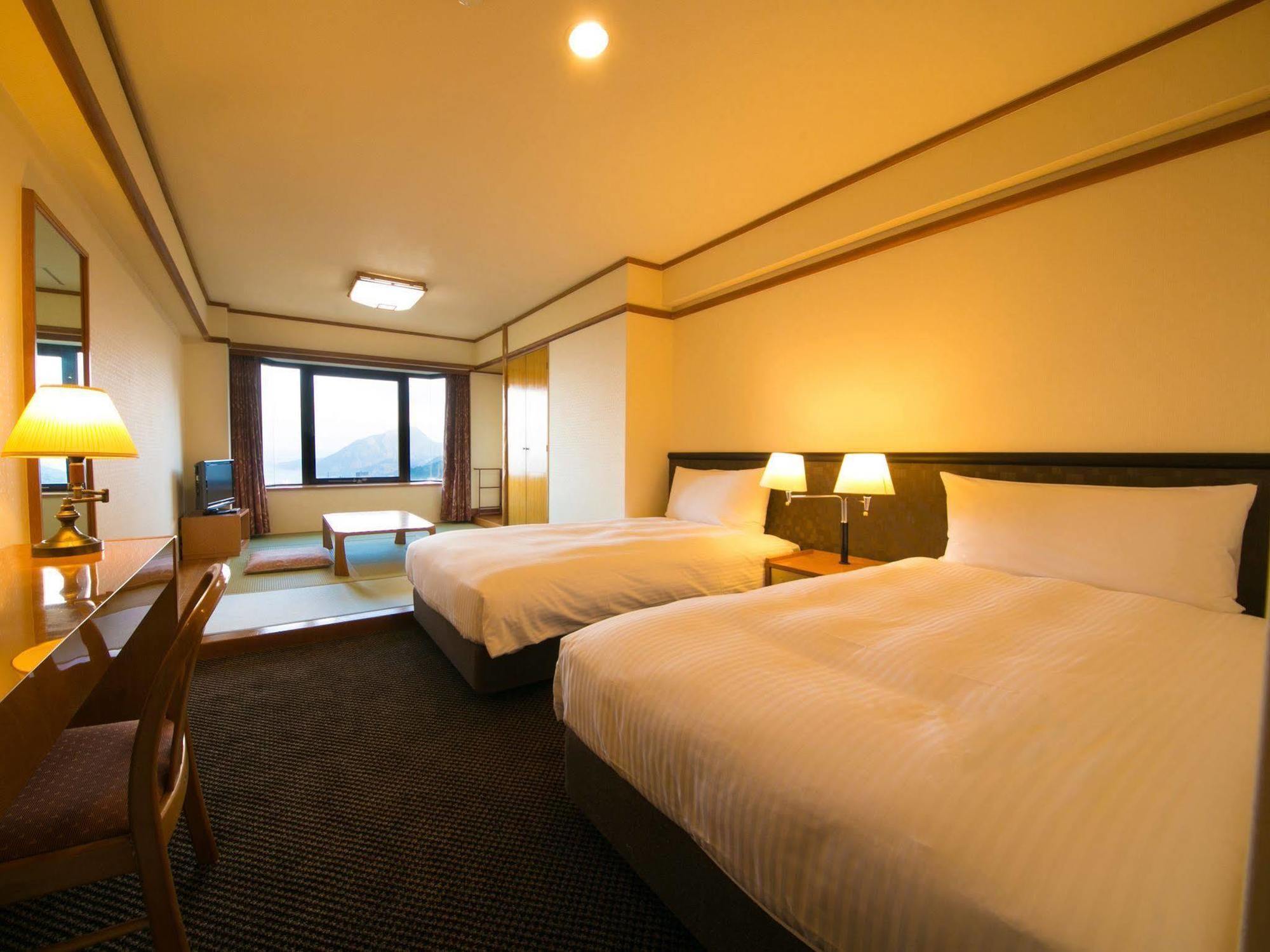 Resorpia Beppu Hotel Bagian luar foto