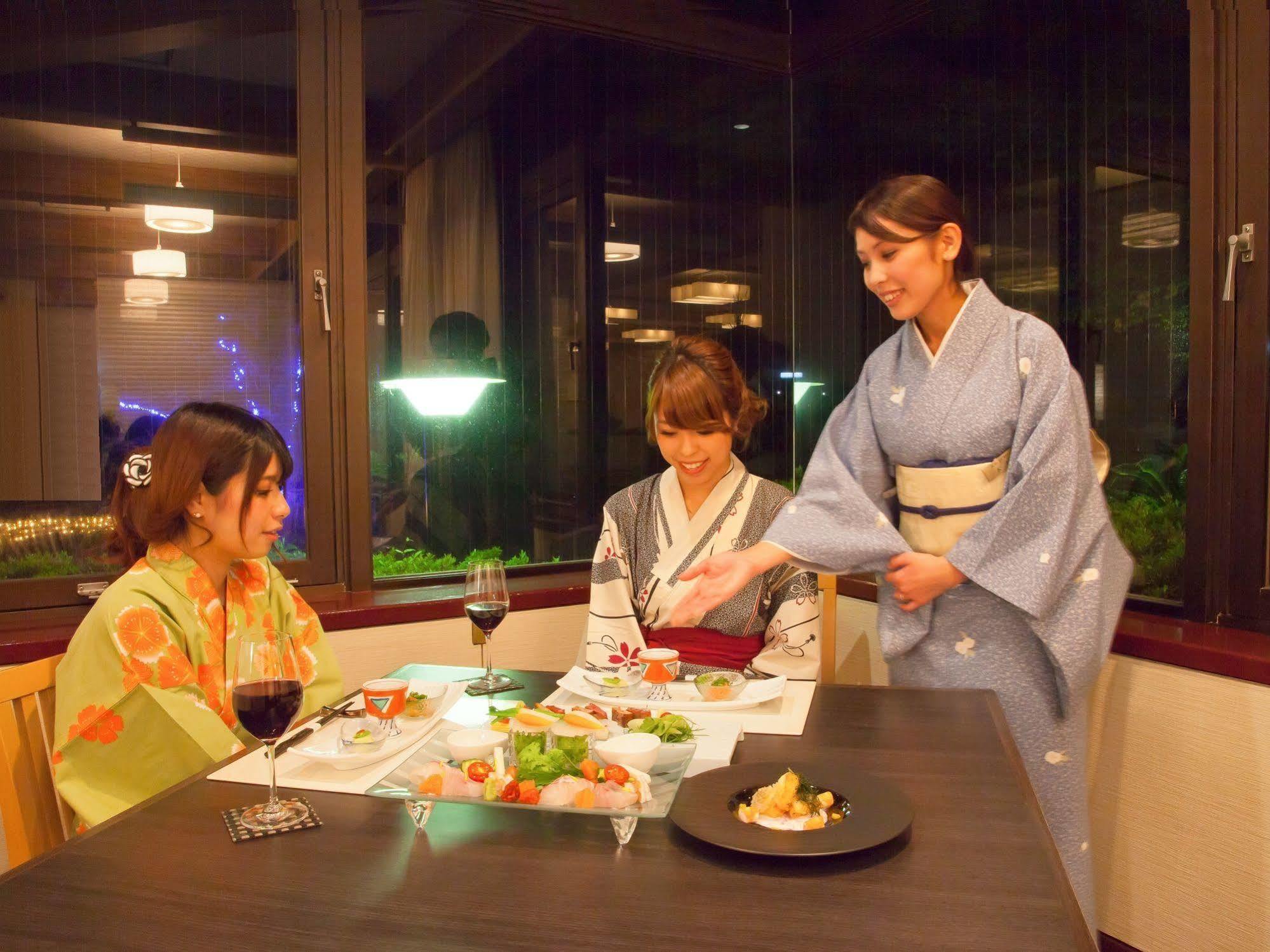 Resorpia Beppu Hotel Bagian luar foto